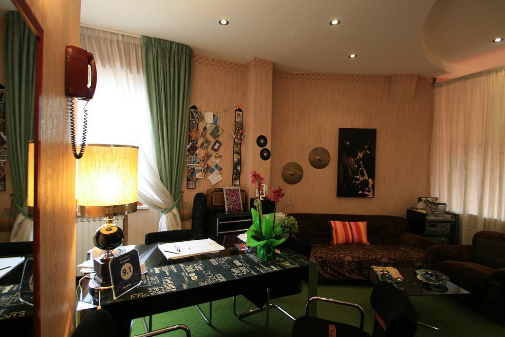 B&B Frontepista San Giovanni Teatino Εξωτερικό φωτογραφία